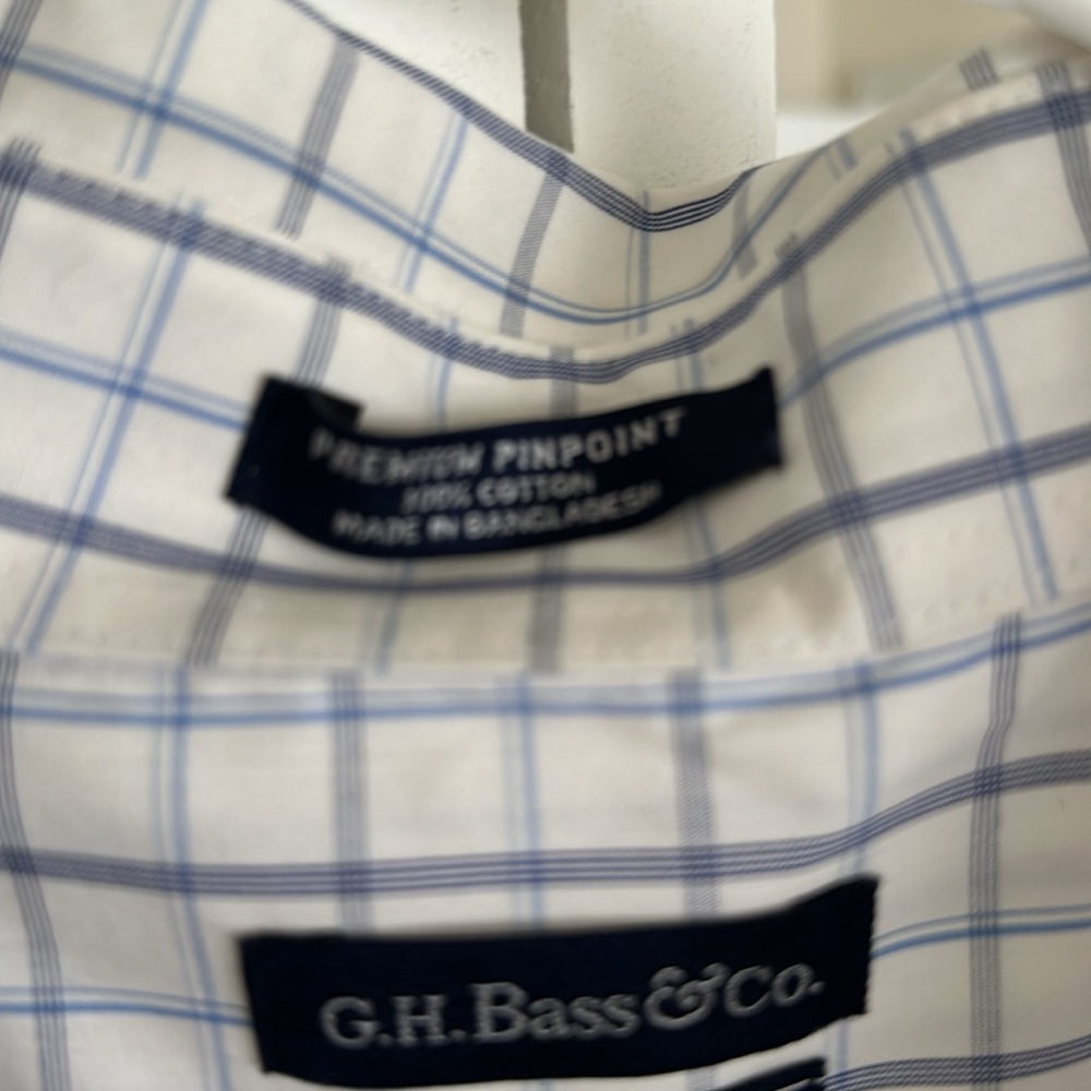 Shirt - Picture 4 of 4